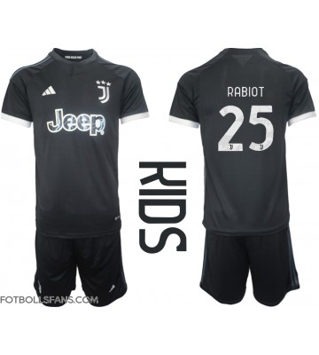 Juventus Adrien Rabiot #25 Replika Tredje Tröja Barn 2023-24 Kortärmad (+ Korta byxor)
